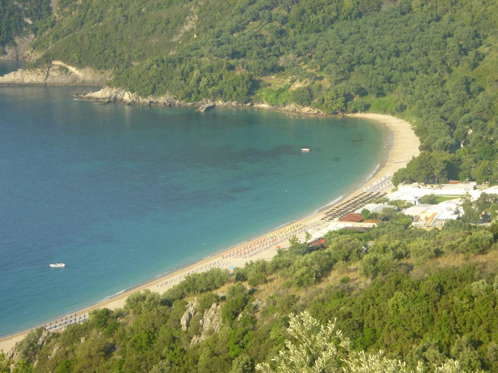 Lichnos Babis Taverna & Rooms Parga Ngoại thất bức ảnh